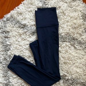 Lululemon Wunder Under 25”